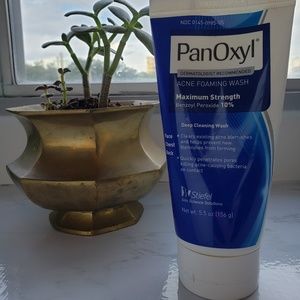 NWT PanOxyl Acne Foaming Wash